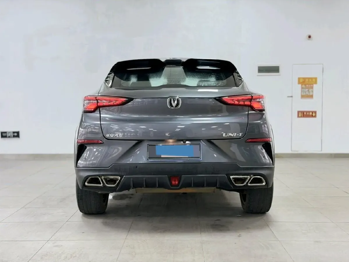 2020 ChangAn UNI-T 1.5T 180HP L4 7DCT,autocango,china used car exporter,china ev exporter,chinese used car exporter,chinese used ev exporter