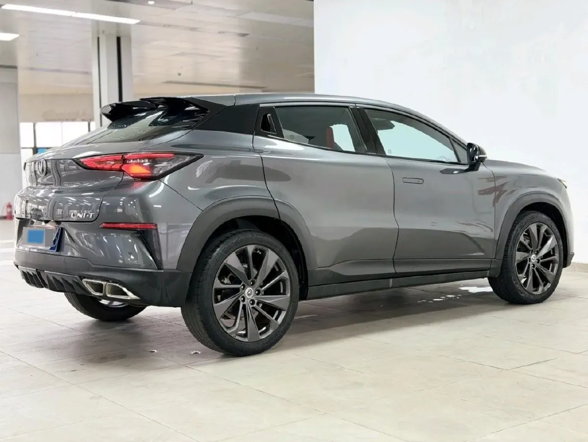 2020 ChangAn UNI-T 1.5T 180HP L4 7DCT,autocango,china used car exporter,china ev exporter,chinese used car exporter,chinese used ev exporter