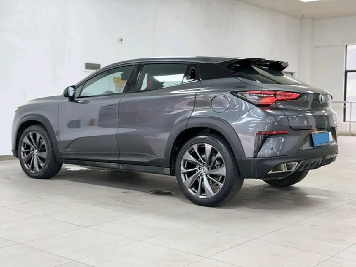 2020 ChangAn UNI-T 1.5T 180HP L4 7DCT,autocango,china used car exporter,china ev exporter,chinese used car exporter,chinese used ev exporter