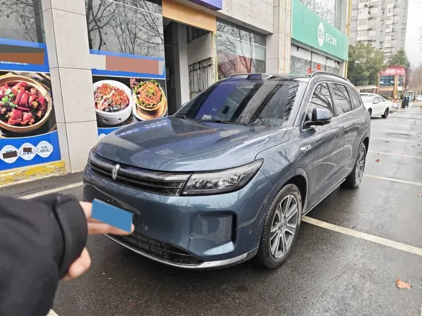 2024 AITO AITO M7 1.5T 152HP L4 REEV 42KWH,autocango,china used car exporter,china ev exporter,chinese used car exporter,chinese used ev exporter