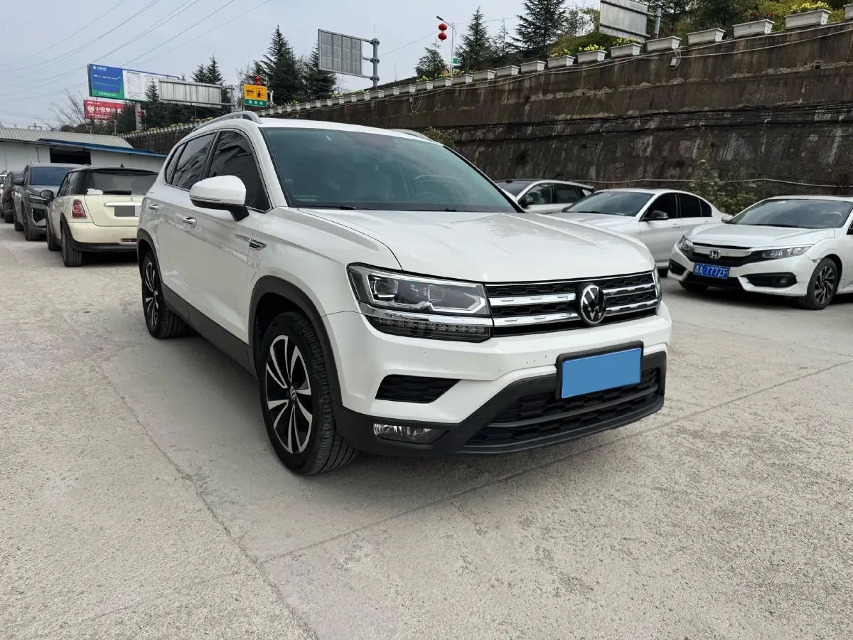2021 Volkswagen Tharu 1.4T 150HP L4 7DCT,autocango,china used car exporter,china ev exporter,chinese used car exporter,chinese used ev exporter
