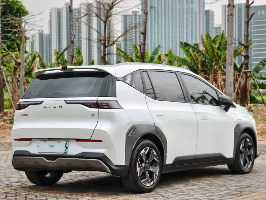2022 Geely Okavango 1.8T 184HP L4 7DCT,autocango,china used car exporter,china ev exporter,chinese used car exporter,chinese used ev exporter