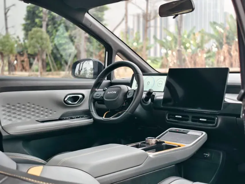 2022 Geely Okavango 1.8T 184HP L4 7DCT,autocango,china used car exporter,china ev exporter,chinese used car exporter,chinese used ev exporter