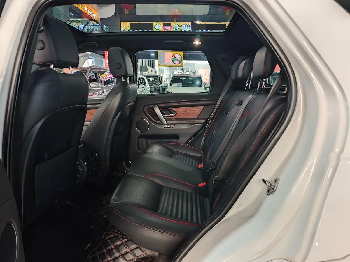 2020 Land Rover Discovery Sport 2.0T 249HP L4 9AT,autocango,china used car exporter,china ev exporter,chinese used car exporter,chinese used ev exporter