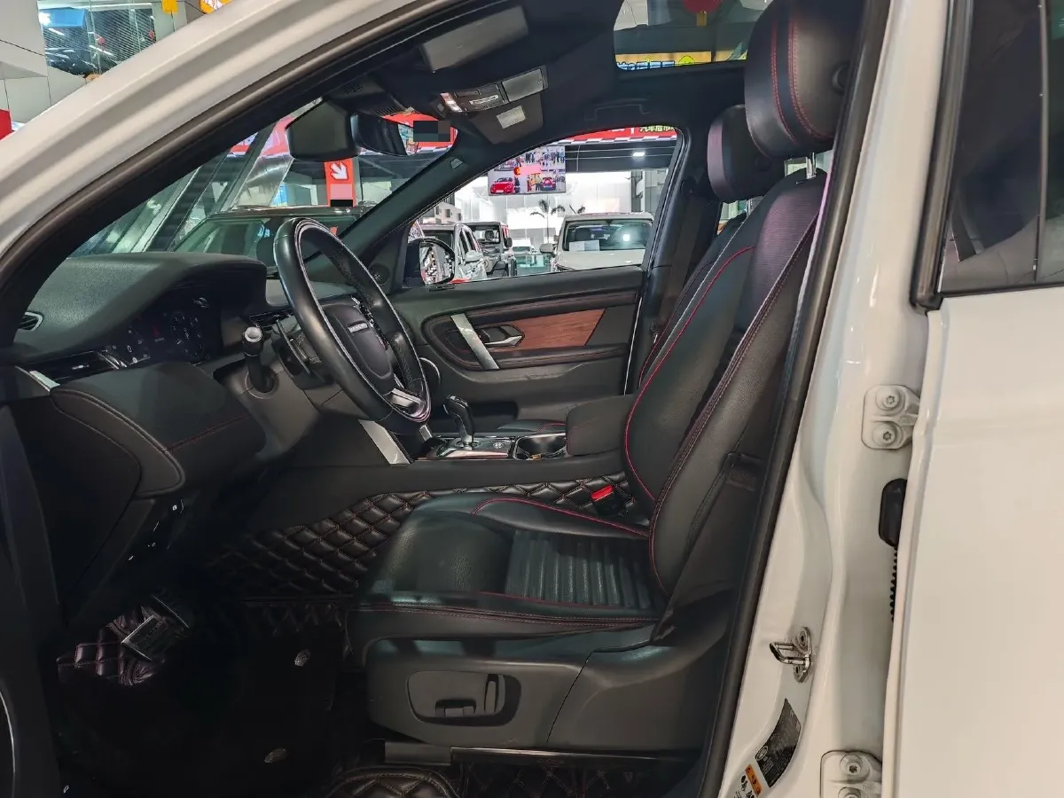 2020 Land Rover Discovery Sport 2.0T 249HP L4 9AT,autocango,china used car exporter,china ev exporter,chinese used car exporter,chinese used ev exporter