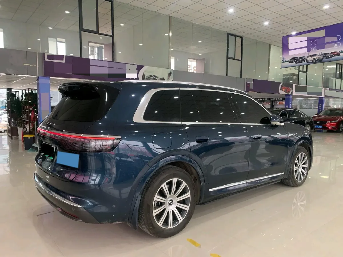 2025 AITO AITO M8 REEV 160HP REEV 53.4KWH,autocango,china used car exporter,china ev exporter,chinese used car exporter,chinese used ev exporter