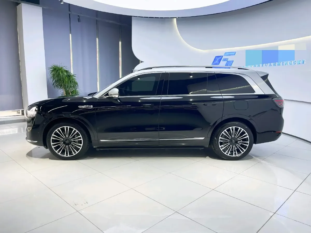 2024 AITO AITO M9 1.5T 152HP L4 REEV 42KWH,autocango,china used car exporter,china ev exporter,chinese used car exporter,chinese used ev exporter