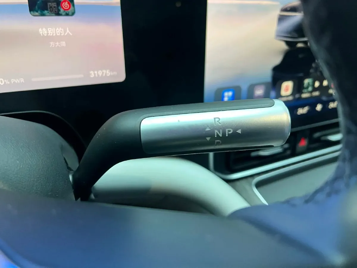 2024 AITO AITO M9 1.5T 152HP L4 REEV 42KWH,autocango,china used car exporter,china ev exporter,chinese used car exporter,chinese used ev exporter