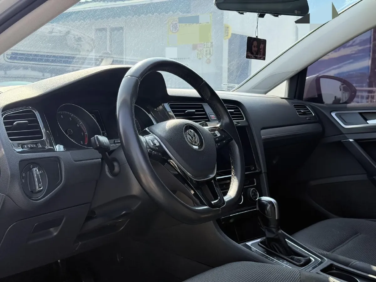 2020 Volkswagen Golf 1.4T 150HP L4 7DCT,autocango,china used car exporter,china ev exporter,chinese used car exporter,chinese used ev exporter