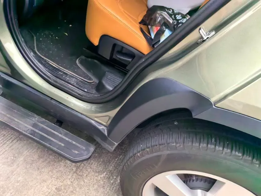 2023 Land Rover Defender 3.0T 400HP L6 8AT,autocango,china used car exporter,china ev exporter,chinese used car exporter,chinese used ev exporter