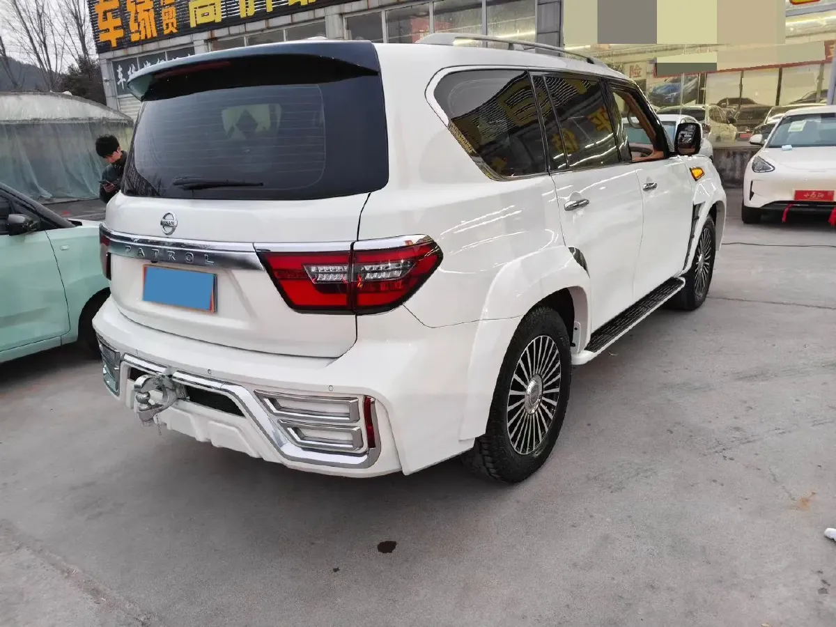 2018 Nissan Patrol 4.0L 279HP V6 7AT,autocango,china used car exporter,china ev exporter,chinese used car exporter,chinese used ev exporter