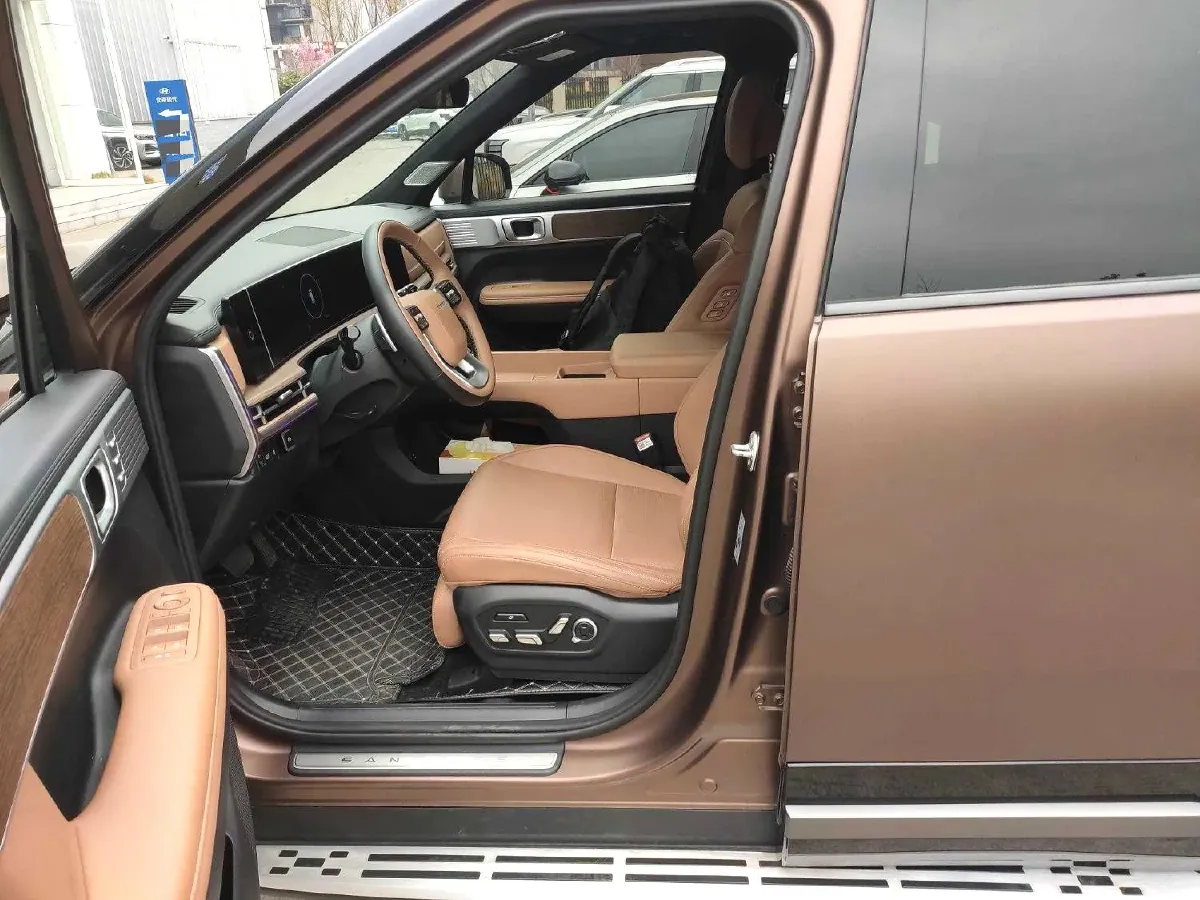 2024 Hyundai Santafe 2.0T 247HP L4 8AT,autocango,china used car exporter,china ev exporter,chinese used car exporter,chinese used ev exporter