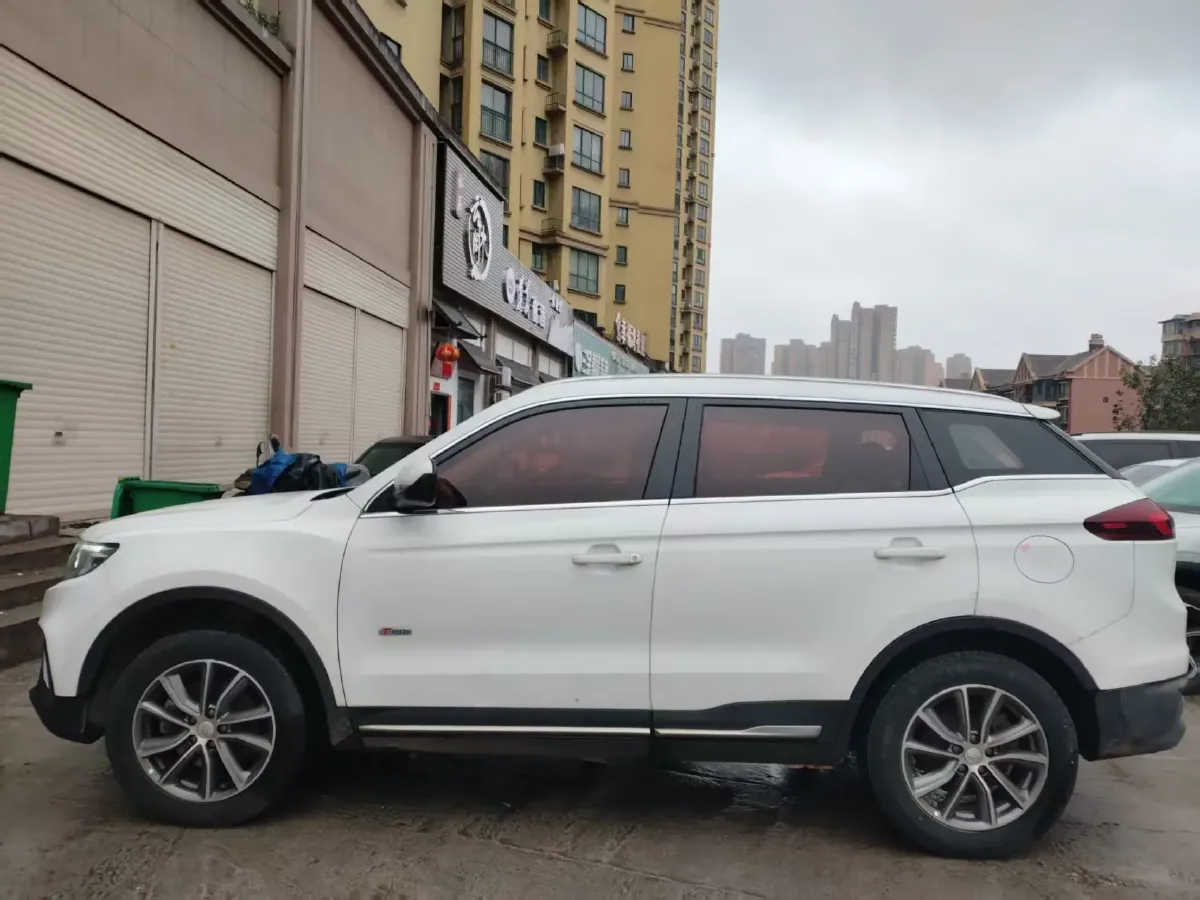 2016 Geely Azkarra 1.8T 163HP L4 6MT,autocango,china used car exporter,china ev exporter,chinese used car exporter,chinese used ev exporter