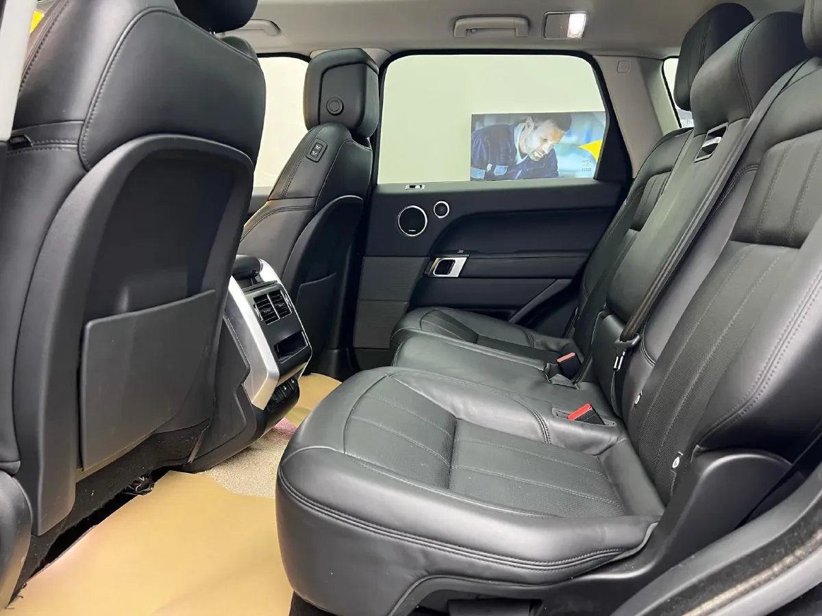 2021 Land Rover Range Rover Sport 3.0T 360HP L6 8AT,autocango,china used car exporter,china ev exporter,chinese used car exporter,chinese used ev exporter