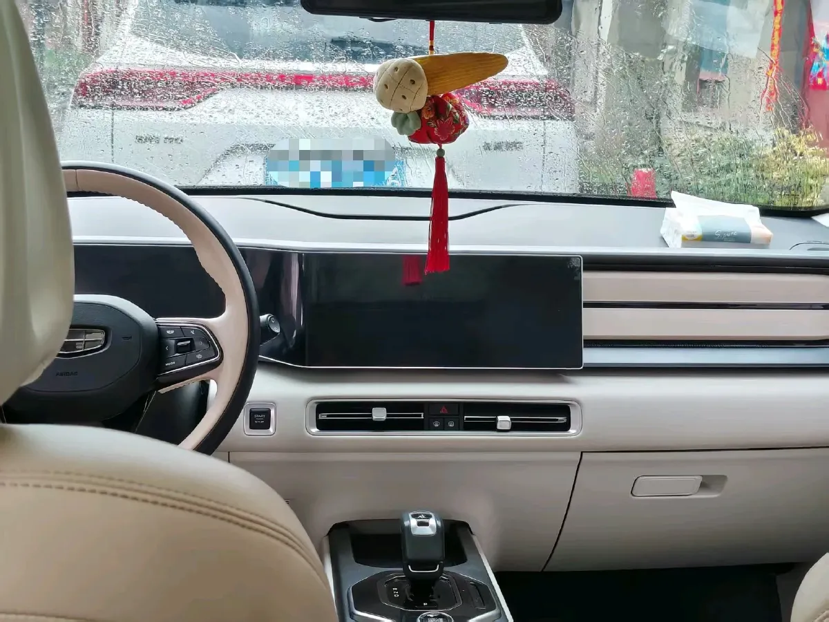 2023 Geely ICON 1.5T 181HP L4 7DCT,autocango,china used car exporter,china ev exporter,chinese used car exporter,chinese used ev exporter