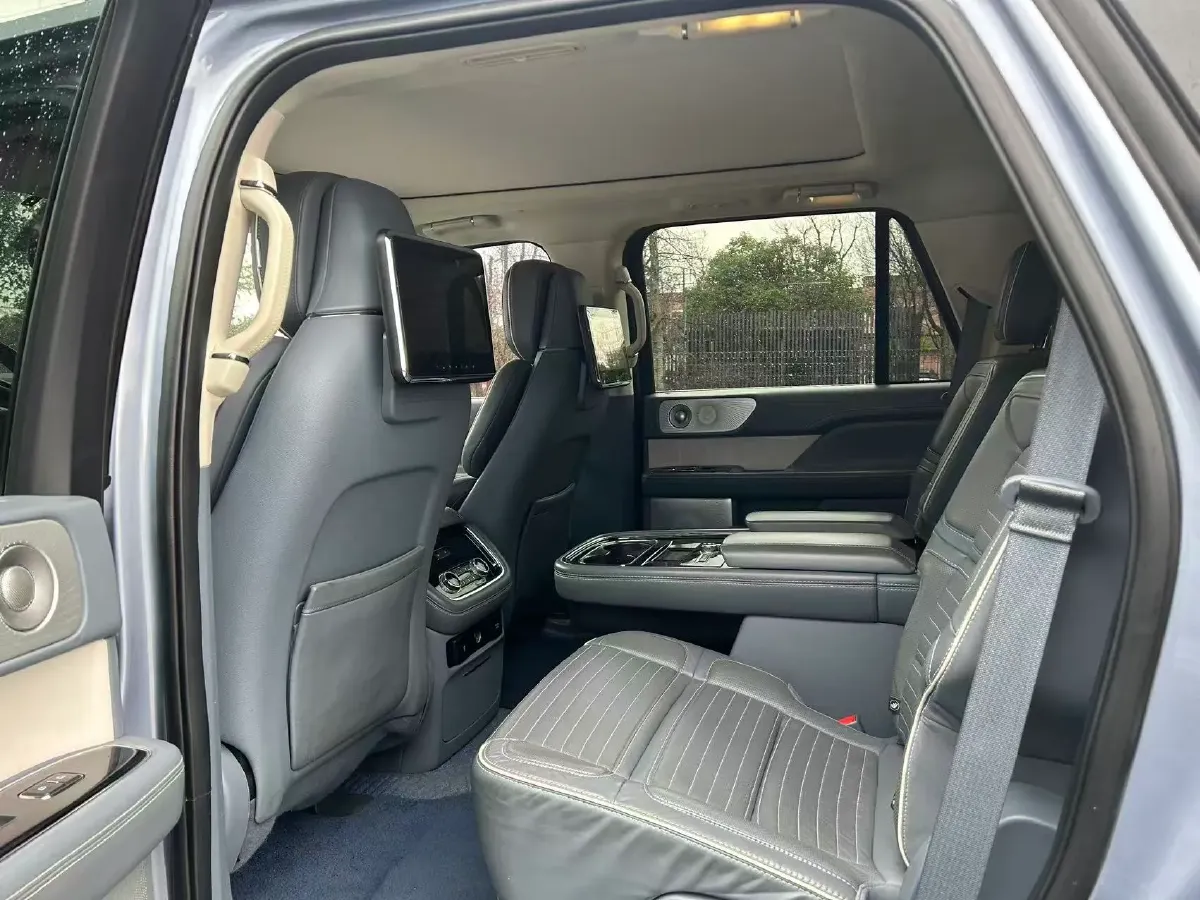 2020 Lincoln Navigator 3.5T 388HP V6 10AT,autocango,china used car exporter,china ev exporter,chinese used car exporter,chinese used ev exporter