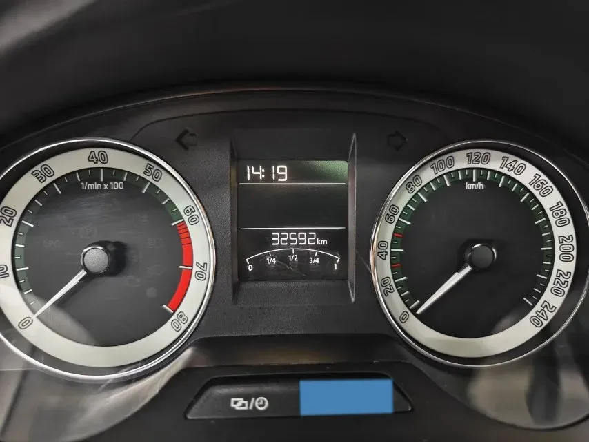 2019 SWM G01 1.5T 156HP L4 6AT,autocango,china used car exporter,china ev exporter,chinese used car exporter,chinese used ev exporter