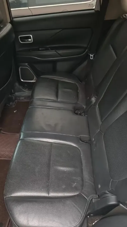 2018 Mitsubishi Outlander 2.0L 166HP L4 CVT,autocango,china used car exporter,china ev exporter,chinese used car exporter,chinese used ev exporter