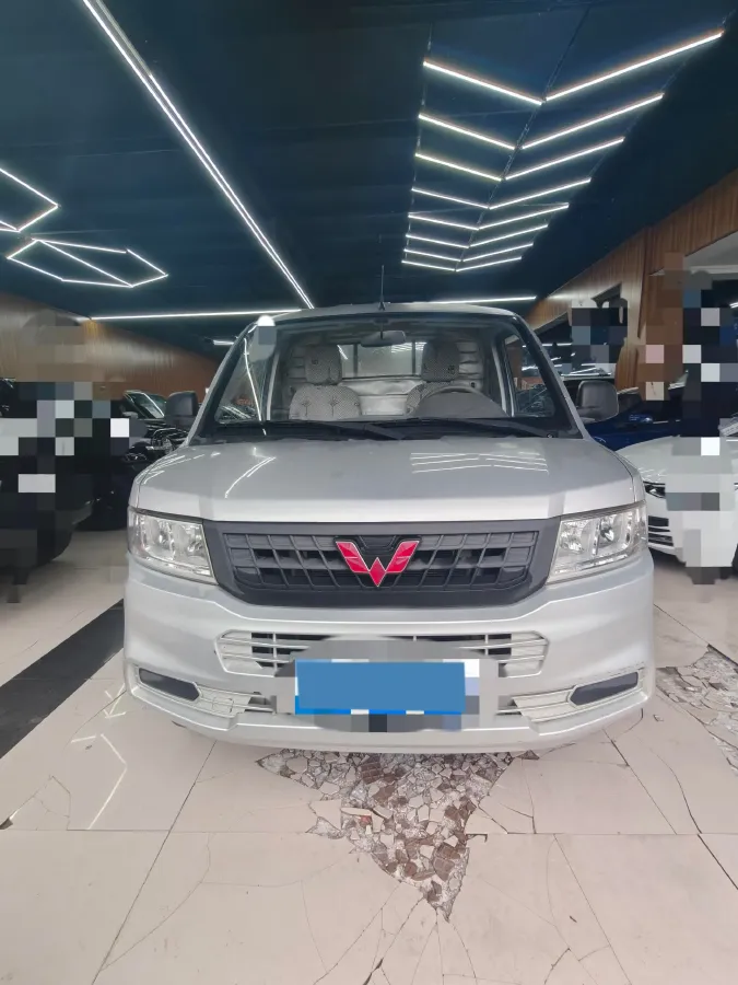 2019 WuLing RongGuang New Truck 1.8L 133HP L4 5MT,autocango,china used car exporter,china ev exporter,chinese used car exporter,chinese used ev exporter