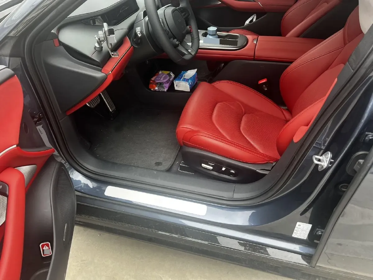 2024 MI SU7 BEV 101KWH,autocango,china used car exporter,china ev exporter,chinese used car exporter,chinese used ev exporter