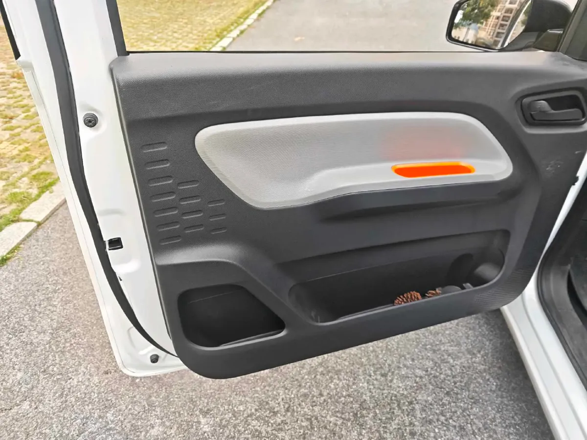 2022 LingBox uni BEV 11.52KWH,autocango,china used car exporter,china ev exporter,chinese used car exporter,chinese used ev exporter