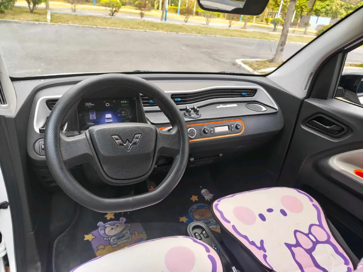 2022 LingBox uni BEV 11.52KWH,autocango,china used car exporter,china ev exporter,chinese used car exporter,chinese used ev exporter