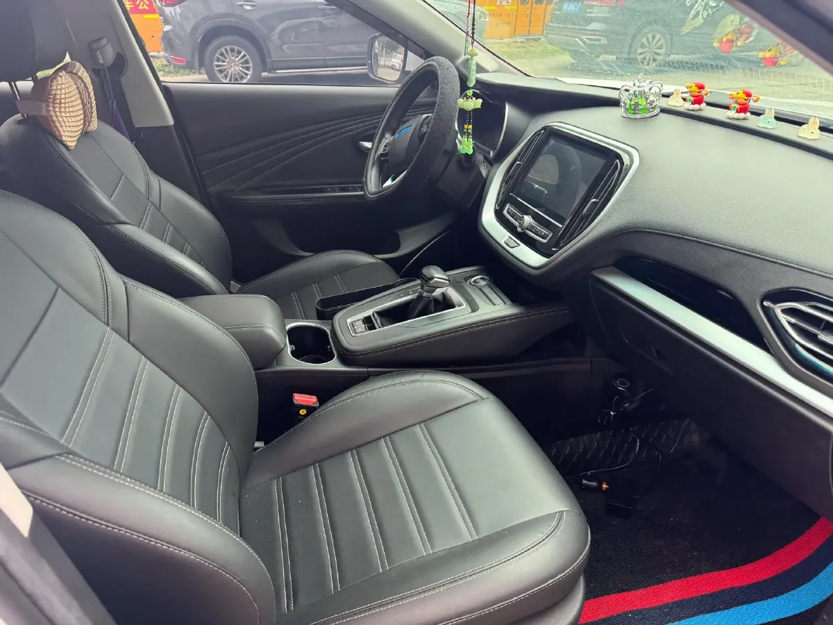 2021 Jetour X70M 1.5T 156HP L4 6DCT,autocango,china used car exporter,china ev exporter,chinese used car exporter,chinese used ev exporter