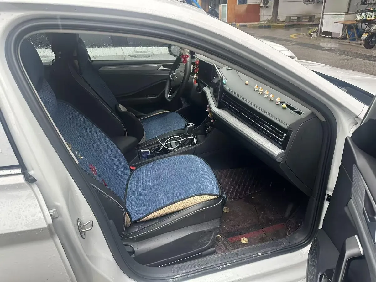 2024 Volkswagen Sagitar 1.5T 160HP L4 7DCT,autocango,china used car exporter,china ev exporter,chinese used car exporter,chinese used ev exporter