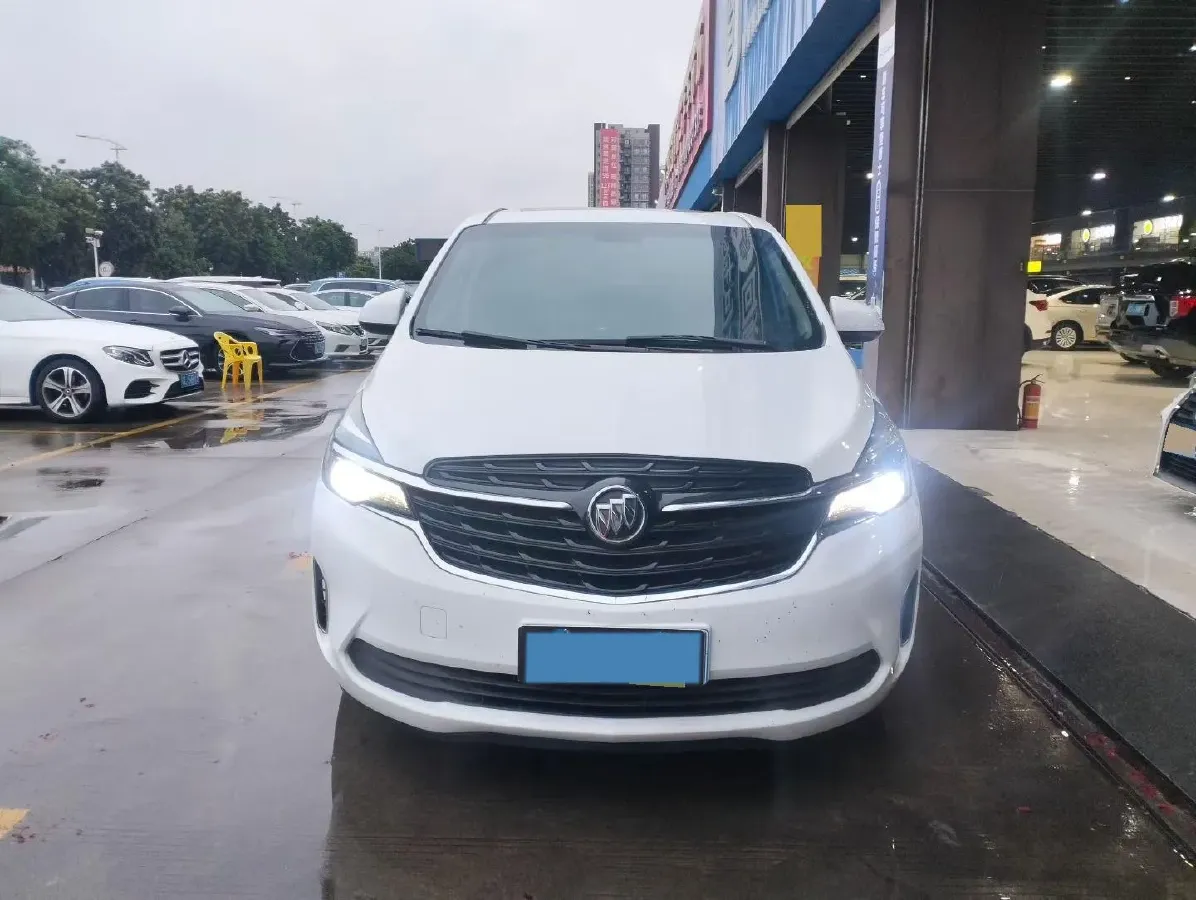 2021 Buick GL8 2.0T 237HP L4 9AT,autocango,china used car exporter,china ev exporter,chinese used car exporter,chinese used ev exporter