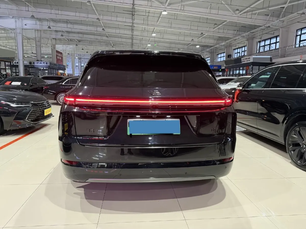 2024 Li L8 Range Extended 154HP REEV 42.8KWH,autocango,china used car exporter,china ev exporter,chinese used car exporter,chinese used ev exporter