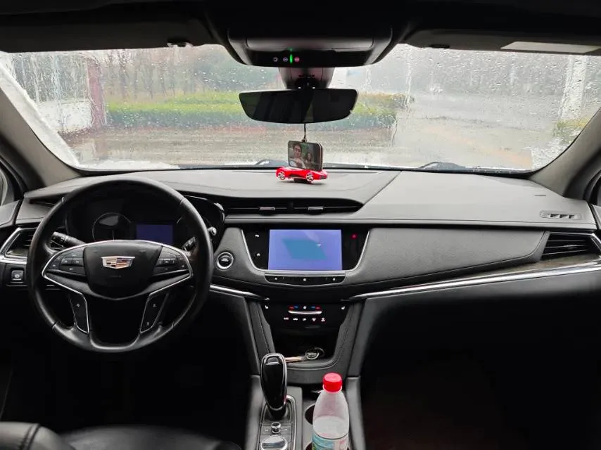 2020 Cadillac XT5 2.0T 237HP L4 9AT,autocango,china used car exporter,china ev exporter,chinese used car exporter,chinese used ev exporter