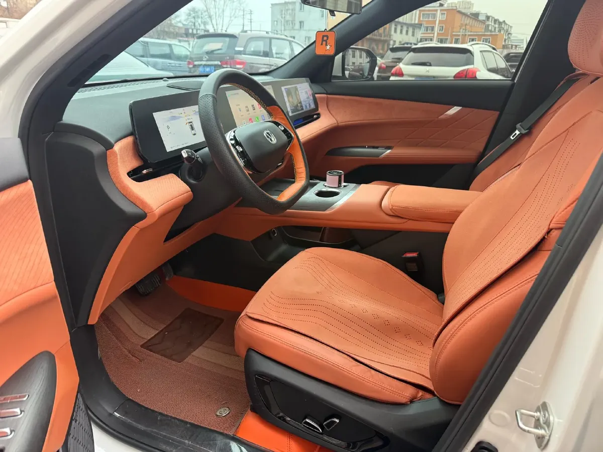 2025 ChangAn CS75 Plus 2.0T 233HP L4 8AT,autocango,china used car exporter,china ev exporter,chinese used car exporter,chinese used ev exporter