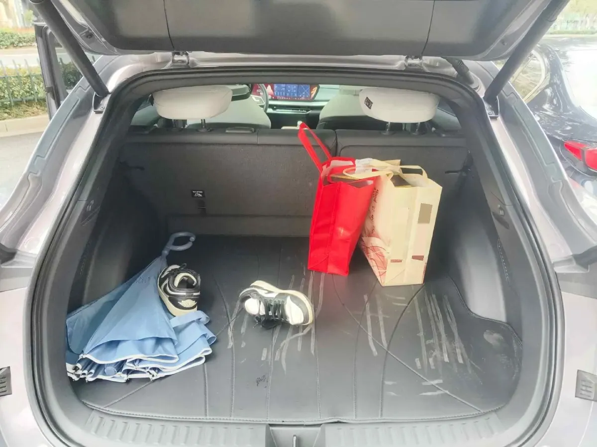 2023 Aiways U6 BEV 63KWH,autocango,china used car exporter,china ev exporter,chinese used car exporter,chinese used ev exporter