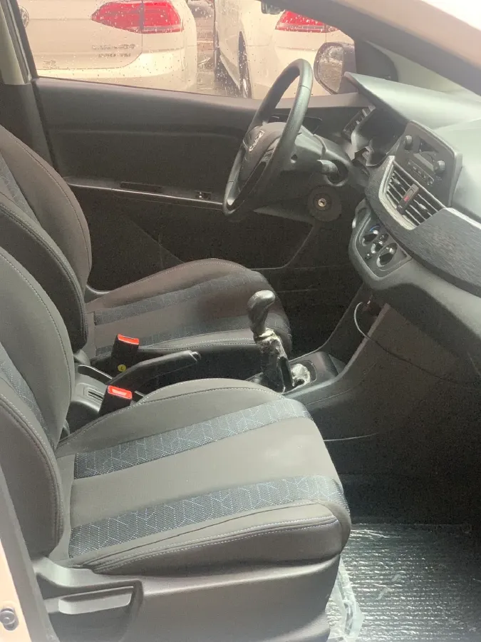 2019 JinBei T3 1.5L 102HP L4 5MT,autocango,china used car exporter,china ev exporter,chinese used car exporter,chinese used ev exporter