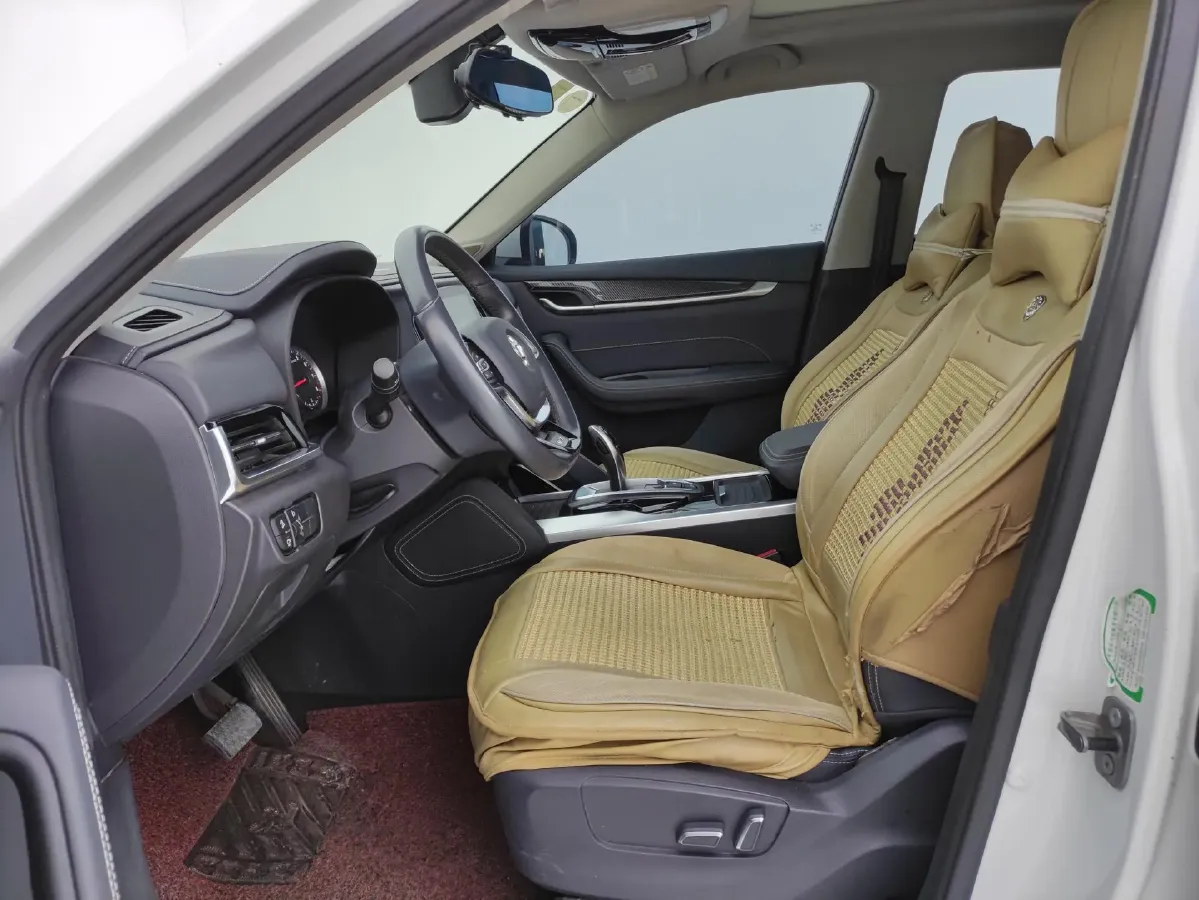 2018 Brilliance Auto V7 1.6T 204HP L4 7DCT,autocango,china used car exporter,china ev exporter,chinese used car exporter,chinese used ev exporter