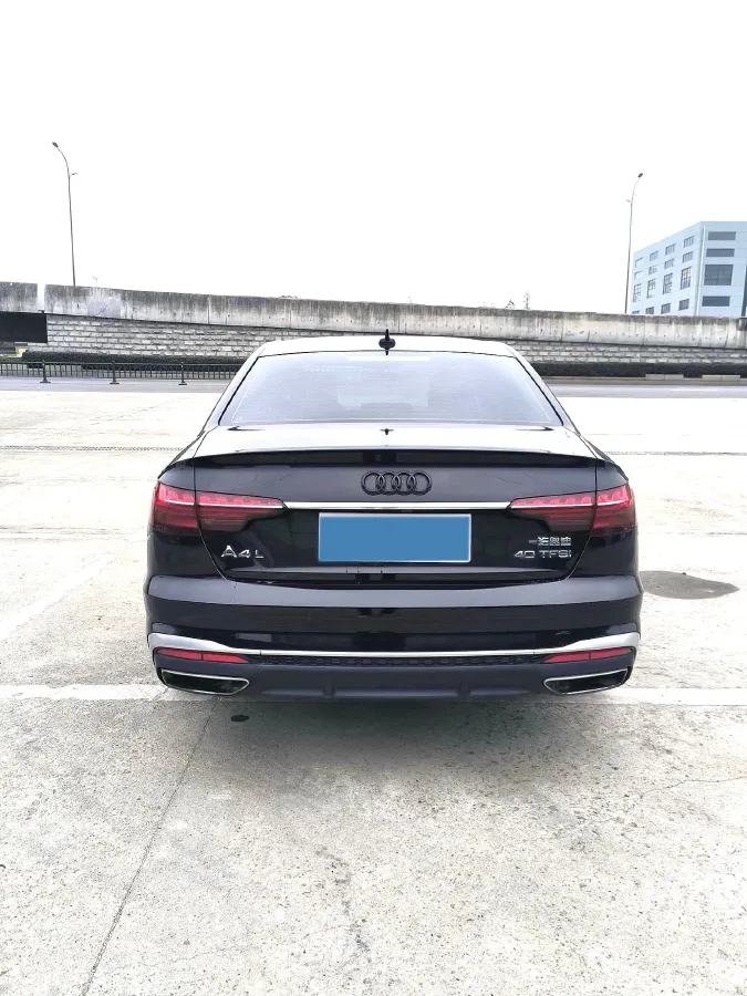 2020 Audi A4L 2.0T 190HP L4 7DCT,autocango,china used car exporter,china ev exporter,chinese used car exporter,chinese used ev exporter
