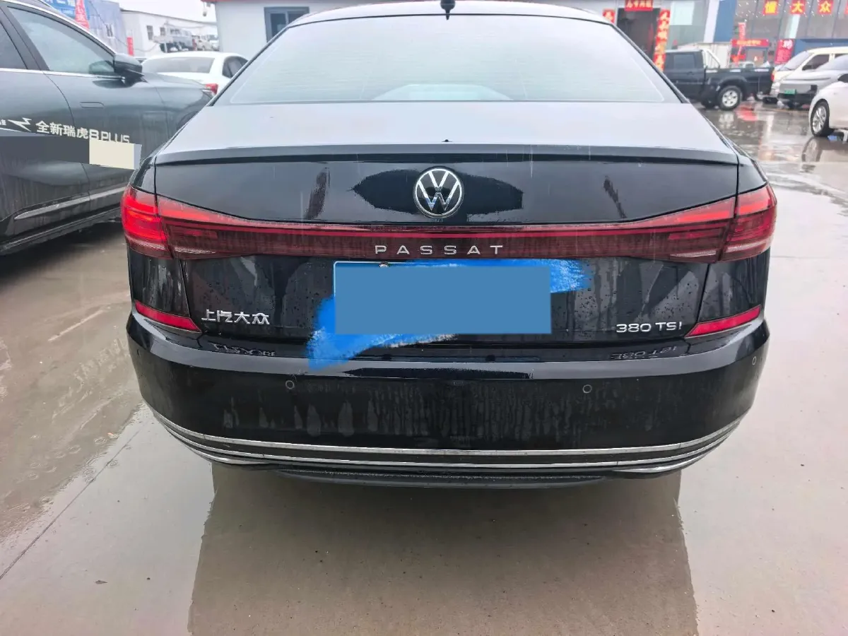 2024 Volkswagen Passat 2.0T 220HP L4 7DCT,autocango,china used car exporter,china ev exporter,chinese used car exporter,chinese used ev exporter