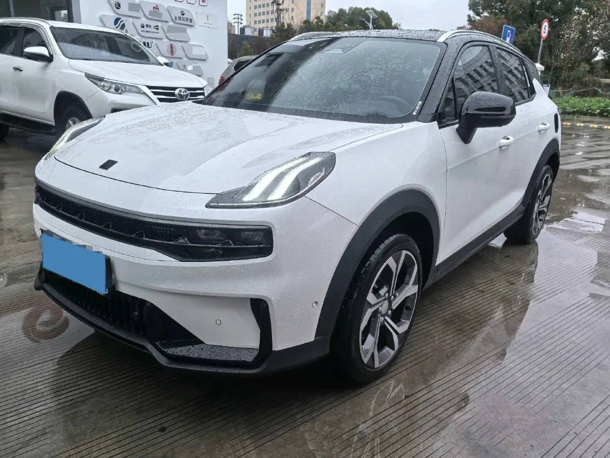 2023 LYNK&CO 06 1.5T 181HP L4 7DCT,autocango,china used car exporter,china ev exporter,chinese used car exporter,chinese used ev exporter