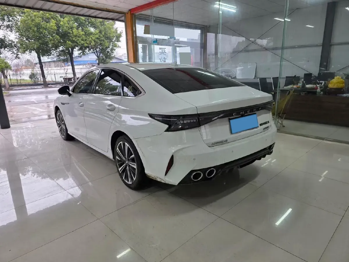 2024 Chery Arrizo 8 1.6T 197HP L4 7DCT,autocango,china used car exporter,china ev exporter,chinese used car exporter,chinese used ev exporter