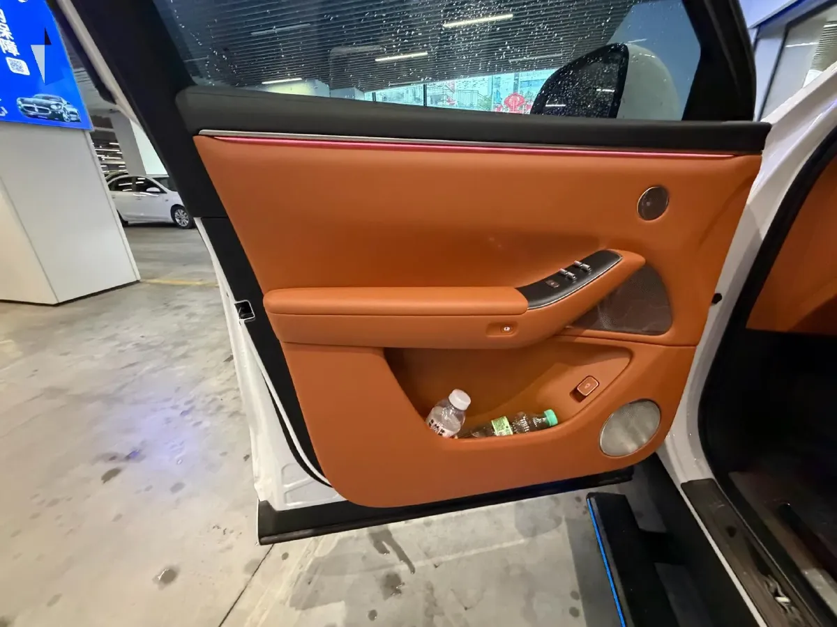 2026 AITO AITO M7 REEV 160HP REEV,autocango,china used car exporter,china ev exporter,chinese used car exporter,chinese used ev exporter