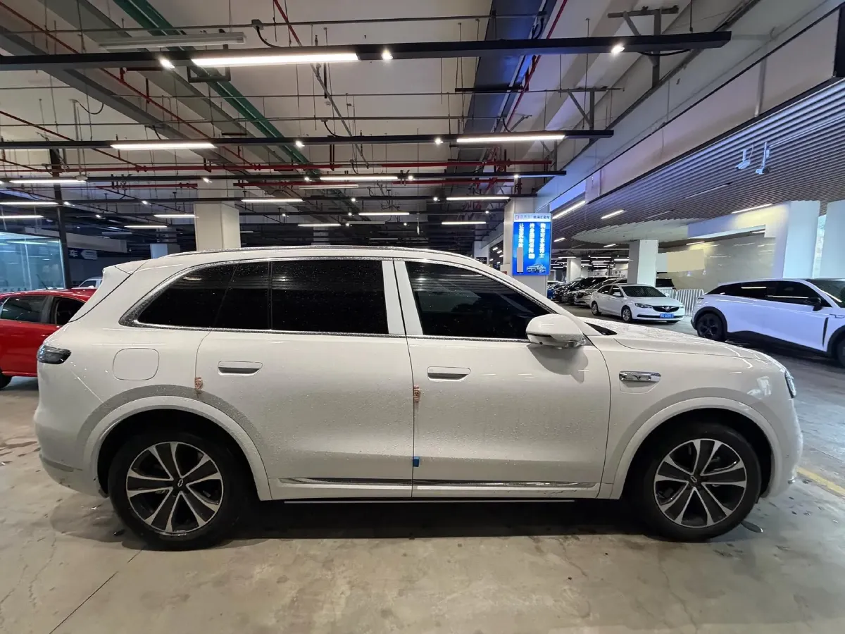 2026 AITO AITO M7 REEV 160HP REEV,autocango,china used car exporter,china ev exporter,chinese used car exporter,chinese used ev exporter