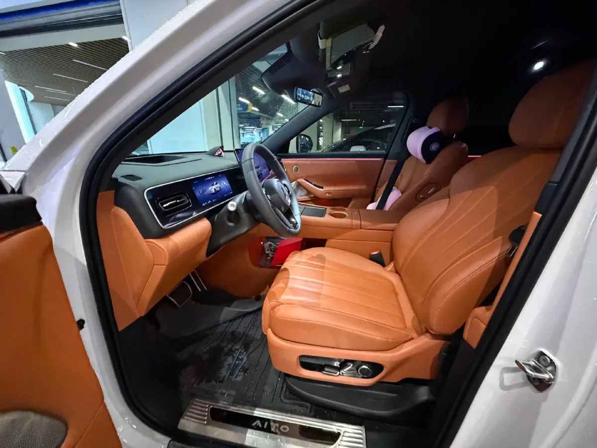 2026 AITO AITO M7 REEV 160HP REEV,autocango,china used car exporter,china ev exporter,chinese used car exporter,chinese used ev exporter