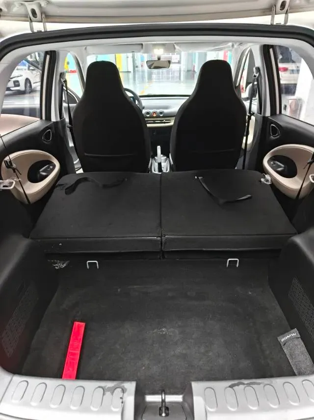 2024 WuLing BinGuo BEV 17.3KWH,autocango,china used car exporter,china ev exporter,chinese used car exporter,chinese used ev exporter