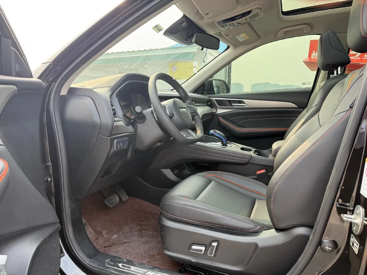 2021 Haval F7 2.0T 224HP L4 7DCT,autocango,china used car exporter,china ev exporter,chinese used car exporter,chinese used ev exporter