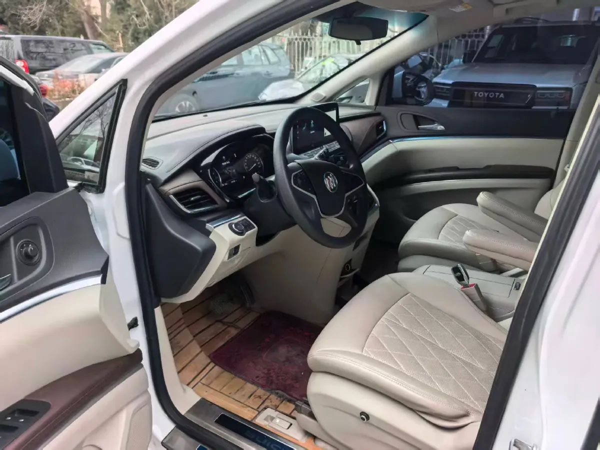 2023 Buick GL8 2.0T 237HP L4 9AT,autocango,china used car exporter,china ev exporter,chinese used car exporter,chinese used ev exporter