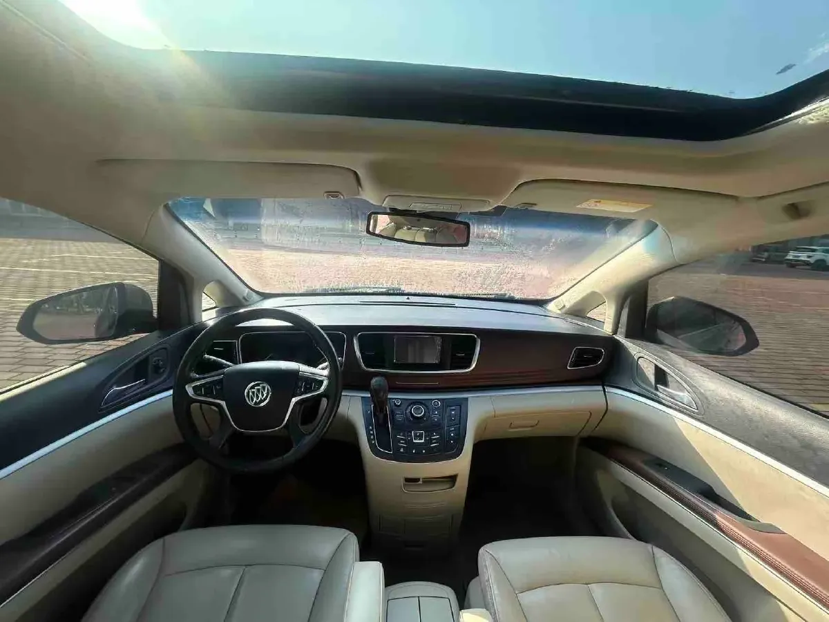 2018 Buick GL8 2.0T 260HP L4 6AT,autocango,china used car exporter,china ev exporter,chinese used car exporter,chinese used ev exporter
