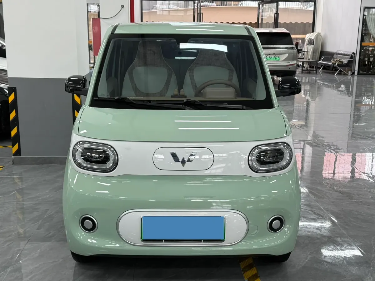 2024 WuLing HongGuang MINI EV BEV 17.3KWH,autocango,china used car exporter,china ev exporter,chinese used car exporter,chinese used ev exporter