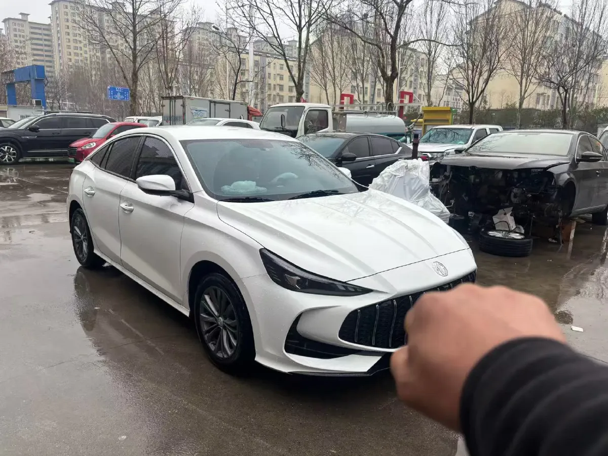 2025 MG 5 1.5L 129HP L4 CVT,autocango,china used car exporter,china ev exporter,chinese used car exporter,chinese used ev exporter