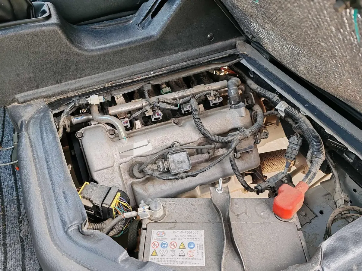 2020 WuLing ZhiGuang 1.2L 76HP L4 5MT,autocango,china used car exporter,china ev exporter,chinese used car exporter,chinese used ev exporter