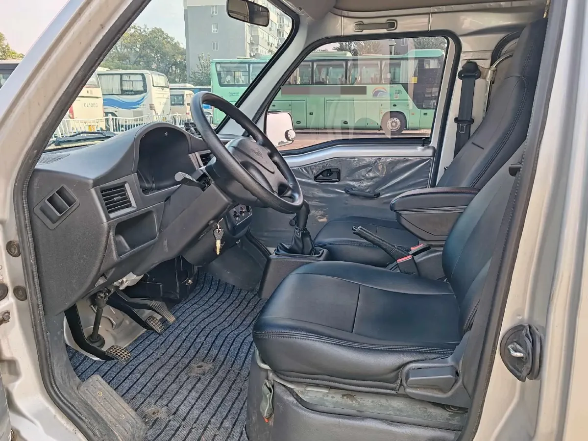 2020 WuLing ZhiGuang 1.2L 76HP L4 5MT,autocango,china used car exporter,china ev exporter,chinese used car exporter,chinese used ev exporter